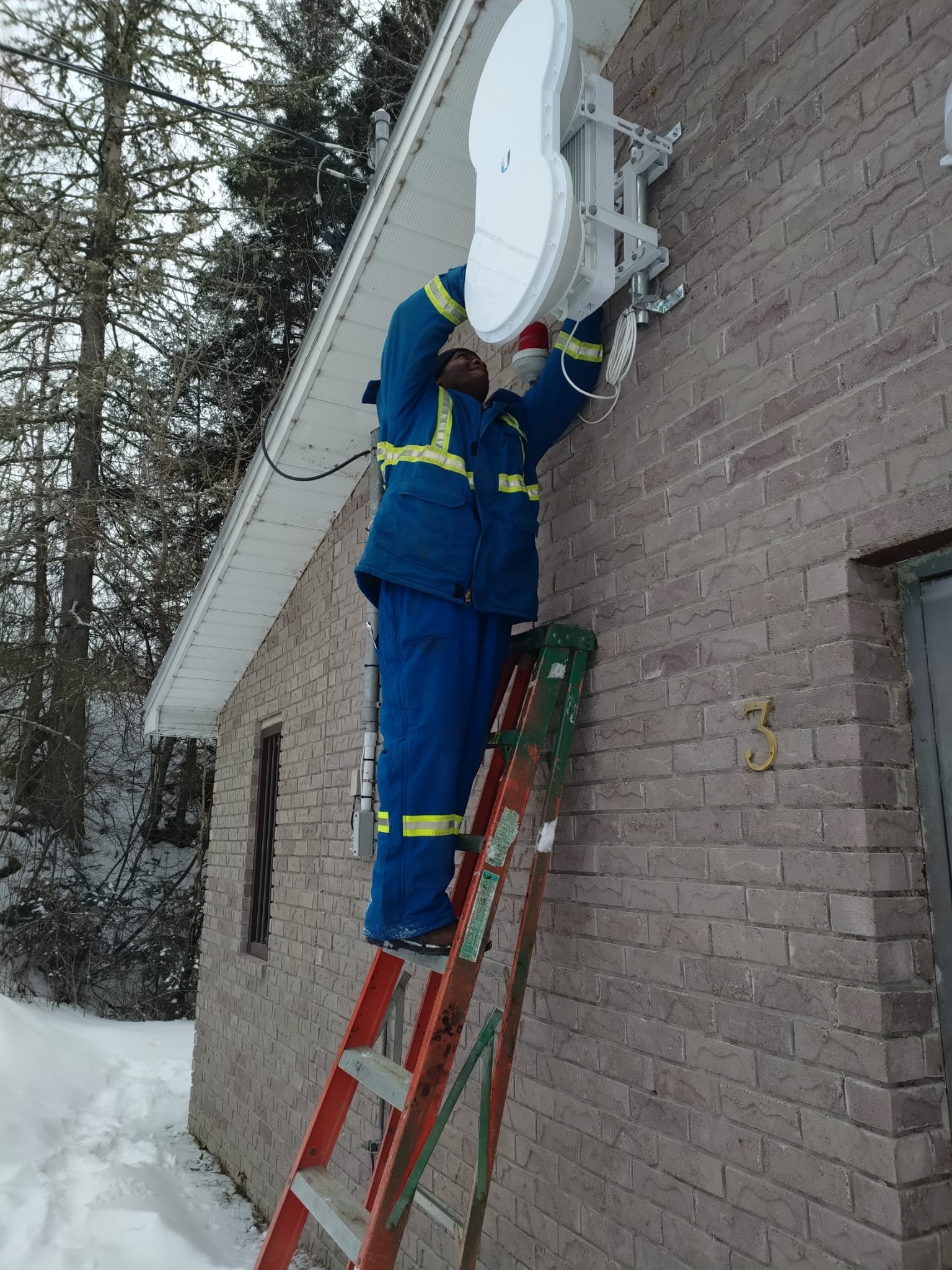 Pont wifi longue portee. Instrumentation Man